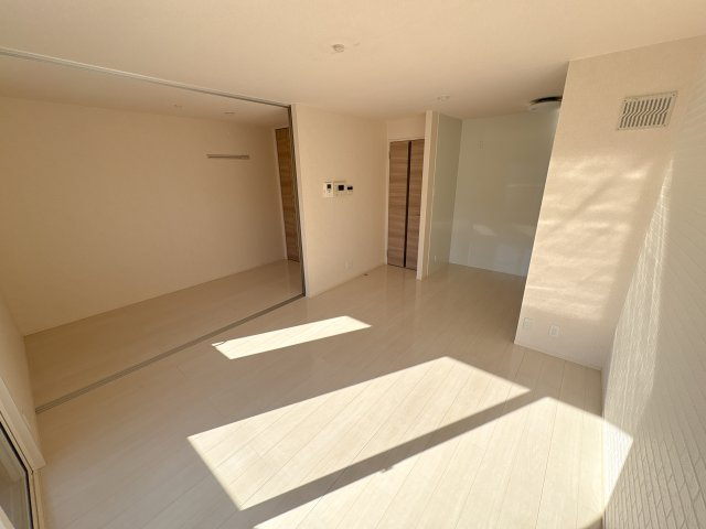 サニーヒルズ山崎新町の居間・リビング