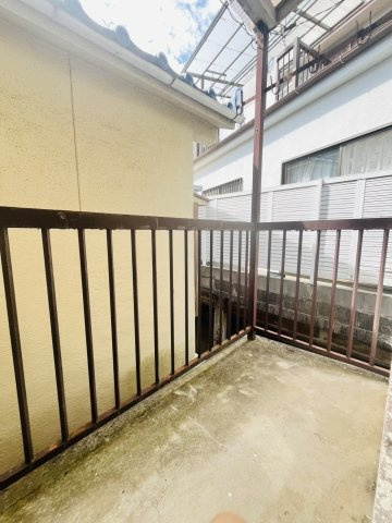 西舞子８丁目貸家の駐車場