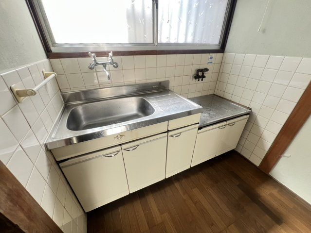 西舞子８丁目貸家のキッチン