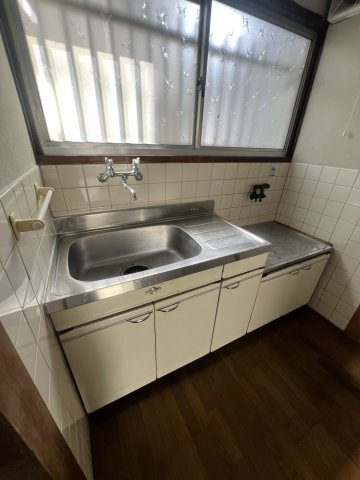 西舞子８丁目貸家のキッチン