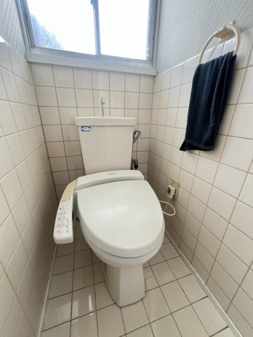 西舞子８丁目貸家のトイレ
