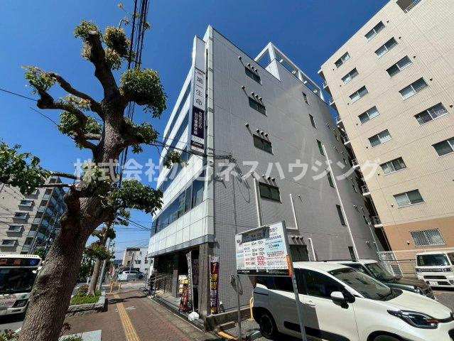 川村第10ビルの外観