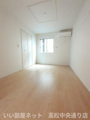 【内装】 | メゾンリヴィエールＨ