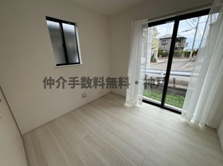 【洋室】 | 明石市太寺天王町　新築戸建　仲介手数料無料！ | 広々とした洋室です