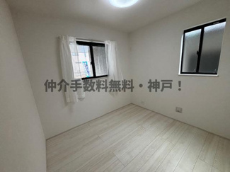 【洋室】 | 明石市太寺天王町　新築戸建　仲介手数料無料！ | 個人の部屋や寝室として使える洋室です