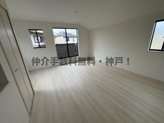 【居間・リビング】 | 明石市太寺天王町　新築戸建　仲介手数料無料！ | ゆったりとした居間です