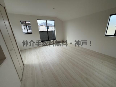 【居間・リビング】 | 明石市太寺天王町　新築戸建　仲介手数料無料！ | ゆったりとした居間です