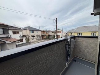 【バルコニー】 | 明石市太寺天王町　新築戸建　仲介手数料無料！ | 暖かな日差しのふりそそぐバルコニー
