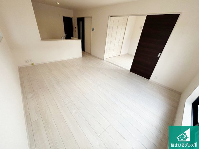 高石市取石　新築一戸建ての外観|周辺は落ち着いた街並みの住宅地！子育てがしやすい住環境です！まだ未完成ですが、現地でしかわからない事もございます。是非一度ご覧ください。