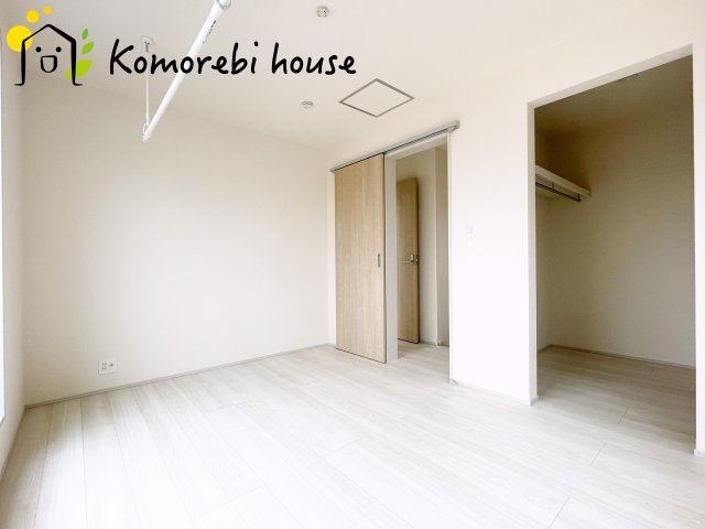 さいたま市北区宮原町2丁目　4期　新築一戸建て　ブルーミングガーデン　01の寝室|落ち着いて過ごせるお部屋なので、寝室にいかがでしょうか