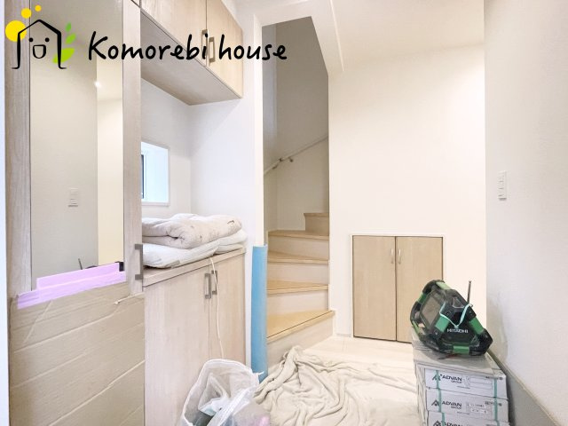 さいたま市北区宮原町2丁目　4期　新築一戸建て　ブルーミングガーデン　01の玄関|きれいな玄関です