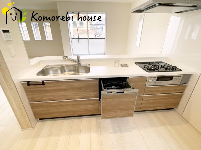 さいたま市北区宮原町2丁目　4期　新築一戸建て　ブルーミングガーデン　01のキッチン|使いやすいキッチンです