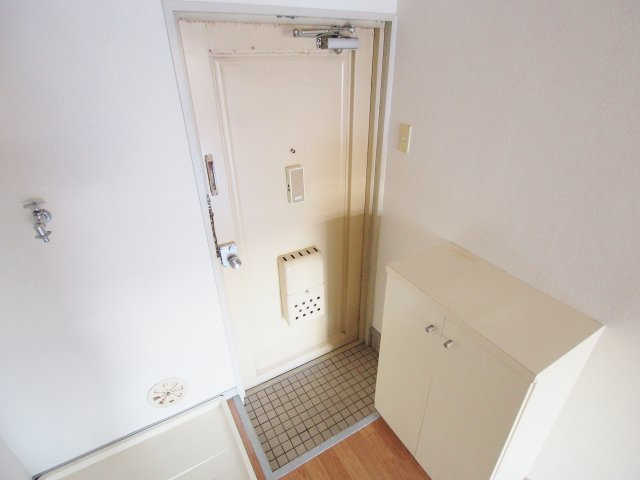 第1住田ビルの玄関