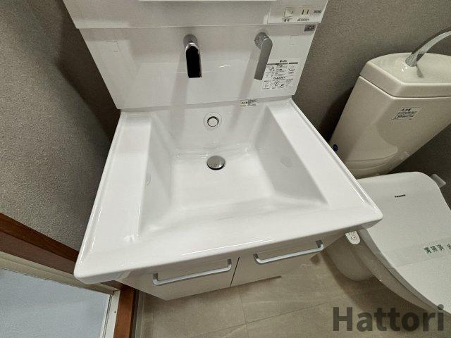 アーデン新大阪の洗面所