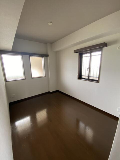 【居間・リビング】 | ドメス稲田堤 | 北側居室 