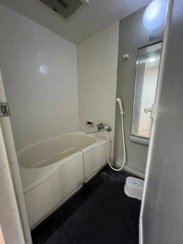 アクシス　名古屋市賃貸　仲介手数料無料の浴室