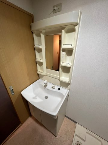 アクシス　名古屋市賃貸　仲介手数料無料の洗面所