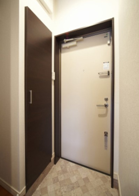 【玄関】 | リブリ・クレールカルチェ | 玄関