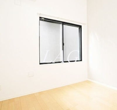 【居間・リビング】 | アザーレ・ターコイズ向ヶ丘遊園  | 洋室のお部屋です。