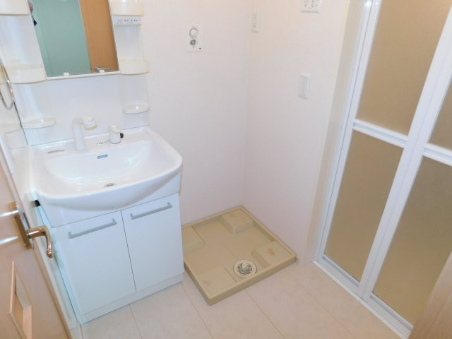 シャルメゾンＣ棟の洗面所