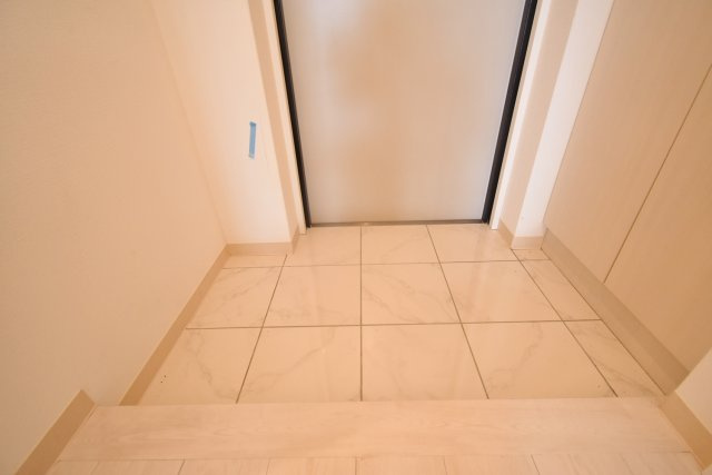 甲子園ガーデンズの玄関