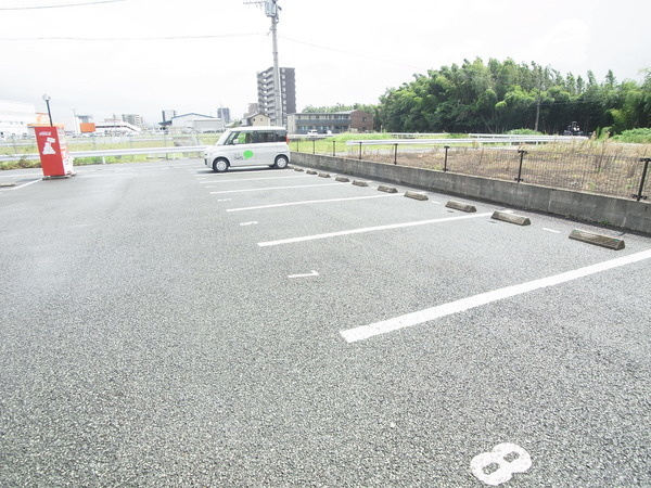 イクスピアリ菊陽の駐車場