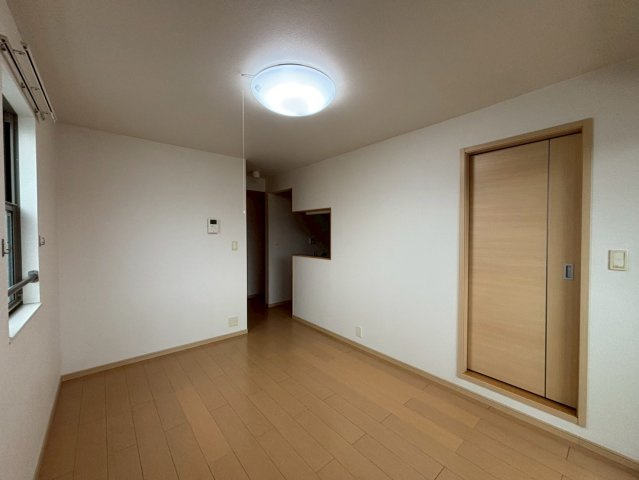 ポエム・ひまわりの居間・リビング