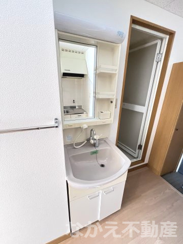 【洗面所】 | ゆったりとスペースのある洗面所