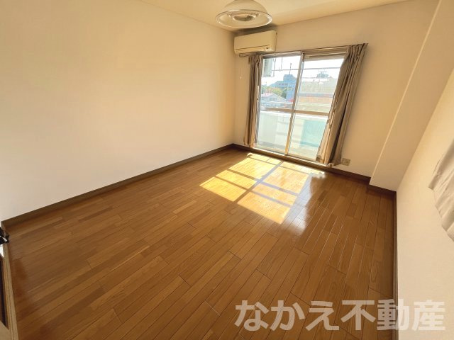 【洋室】 | 使い勝手のいい洋室です