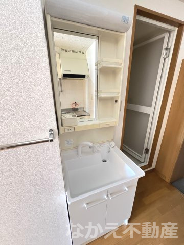 【洗面所】 | ゆったりとスペースのある洗面所