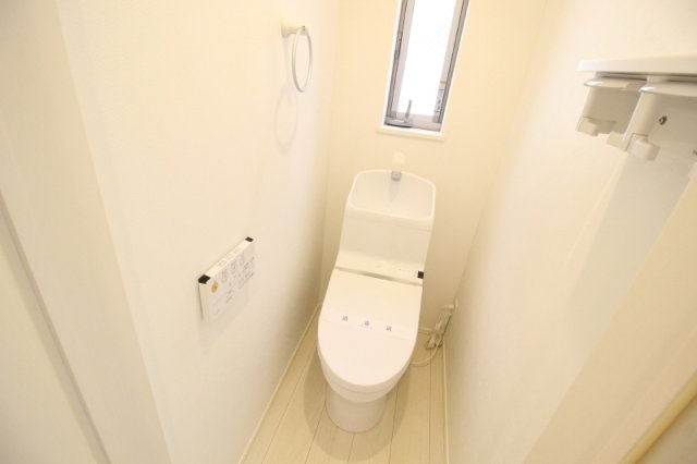 駒込2丁目戸建のトイレ|トイレ