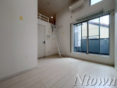 【居間・リビング】 | WingGarden千種 | ゆったり過ごせるリビングです