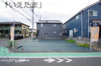 【前面道路含む現地写真】 | 【仲介手数料無料！！】日野市平山5丁目　新築戸建て（全3棟）1号棟　4790万円