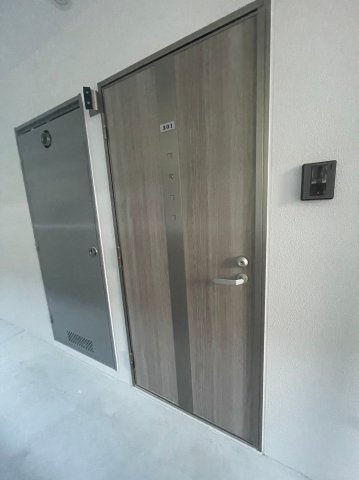 リンクレストの玄関