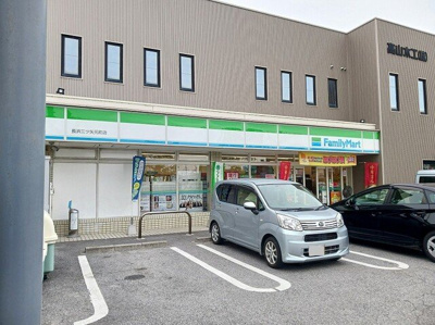 【周辺】 | Ｙフォレスト長浜Ａ | ファミリーマート三ツ矢元町店様まで570m