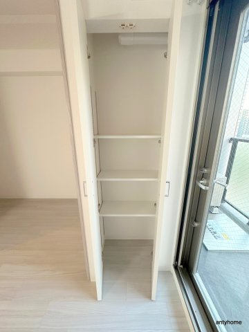 ソルテラス阿波座ウィズ　仲介手数料無料の収納