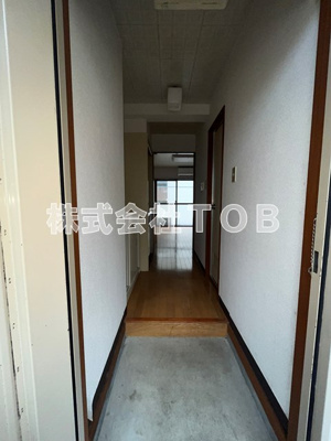 【玄関】 | ホワイトパレス-大宮2丁目-