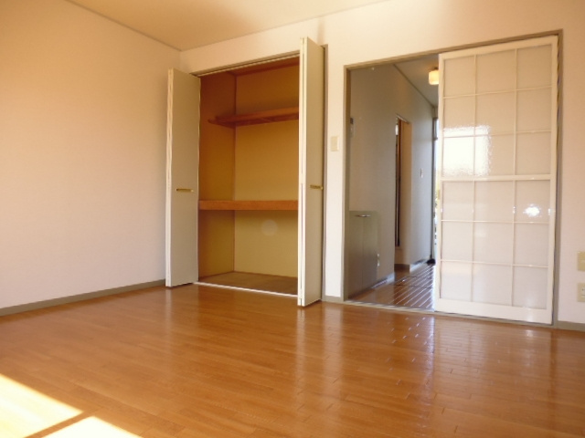 シャレード連島の寝室|洋室