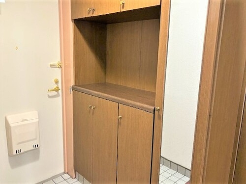 ライオンズマンション徳島南佐古の収納|シューズボックス
