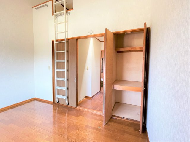 アメニティプラザ青葉の洋室