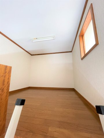 アメニティプラザ青葉の洋室|グルニエ