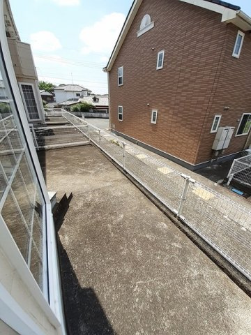 ラシーヌ伍番館の庭