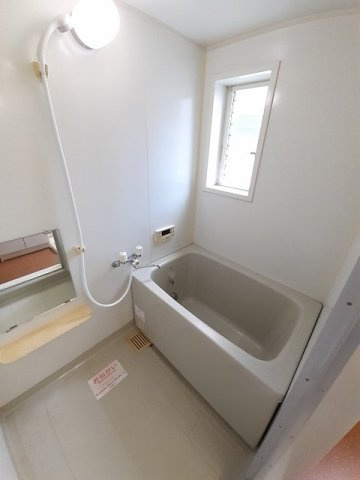 ラシーヌ伍番館の浴室