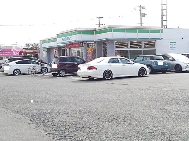 メゾン・アンジュＡの周辺|ファミリーマートまで820m