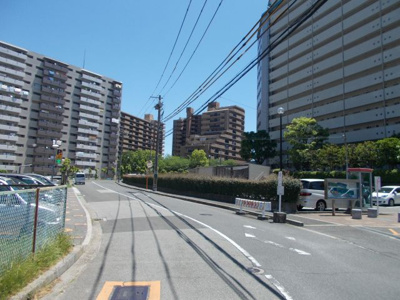 【周辺】 | 公社千里山田BC団地A5 | 前面道路