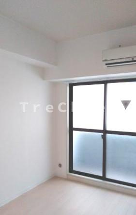 フォーラムイン東京の居間・リビング