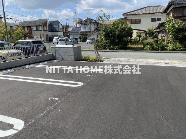 シャーメゾン　Ｋｅｙ　Ｌｕｃｋの駐車場|敷地内駐車場になります◎