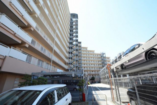 西宮マリナパークシティ花のまちマリナヴィラの外観