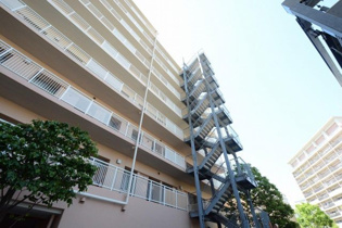 西宮マリナパークシティ花のまちマリナヴィラの外観