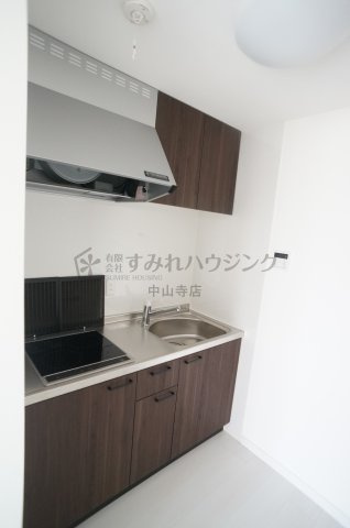 安倉南ガレージハウスのキッチン